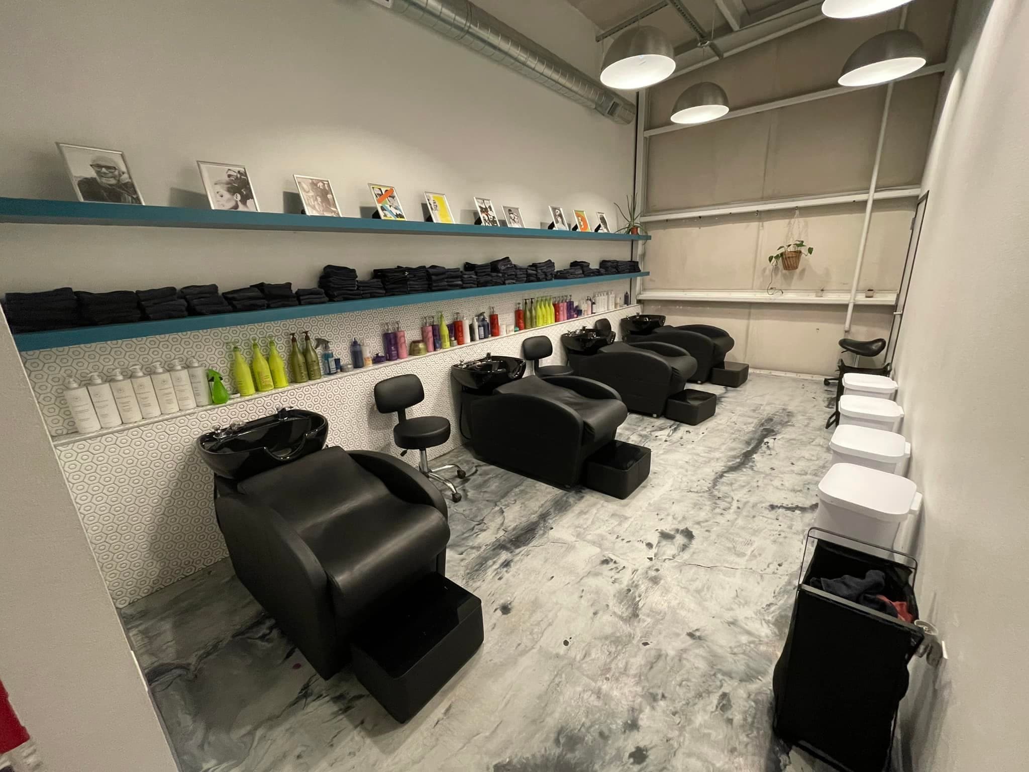 Beauty salon cleaning